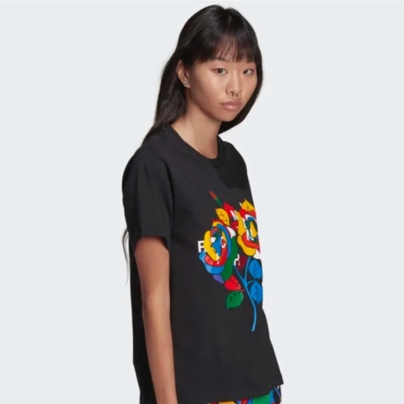 ❤️ ADIDAS ❤️ Rich Mnisi Rose Tee - Picture 9 of 12